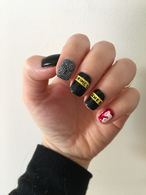 crimse-scene-nails